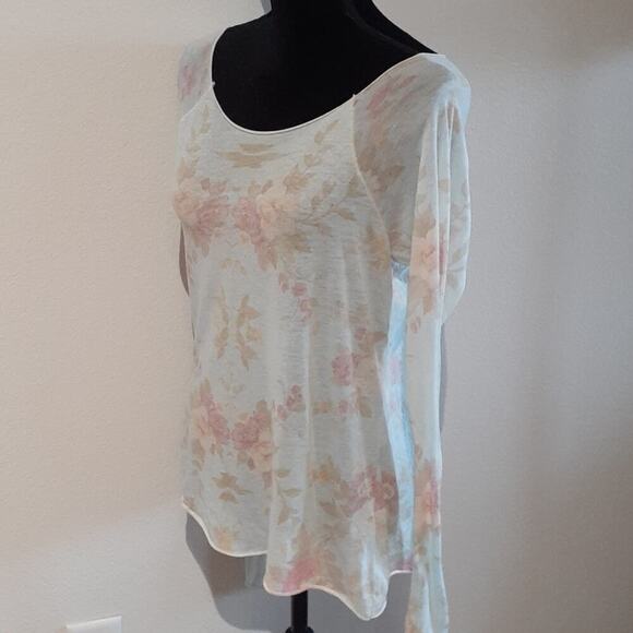 WILDFOX small sheer floral top (DEFECT), NWT, $72 - Picture 2 of 7